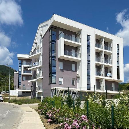 Apartment Sova Tivat Exterior foto