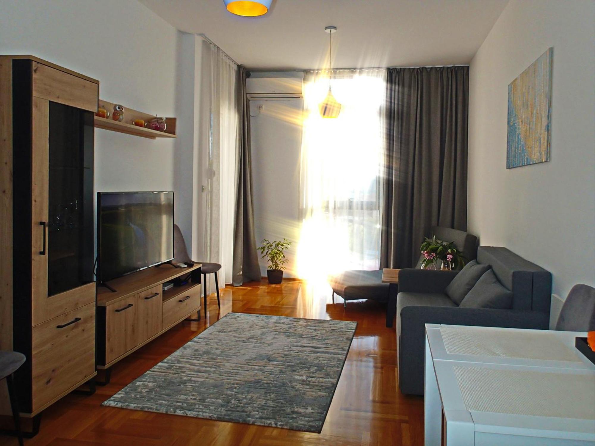Apartment Sova Tivat Exterior foto