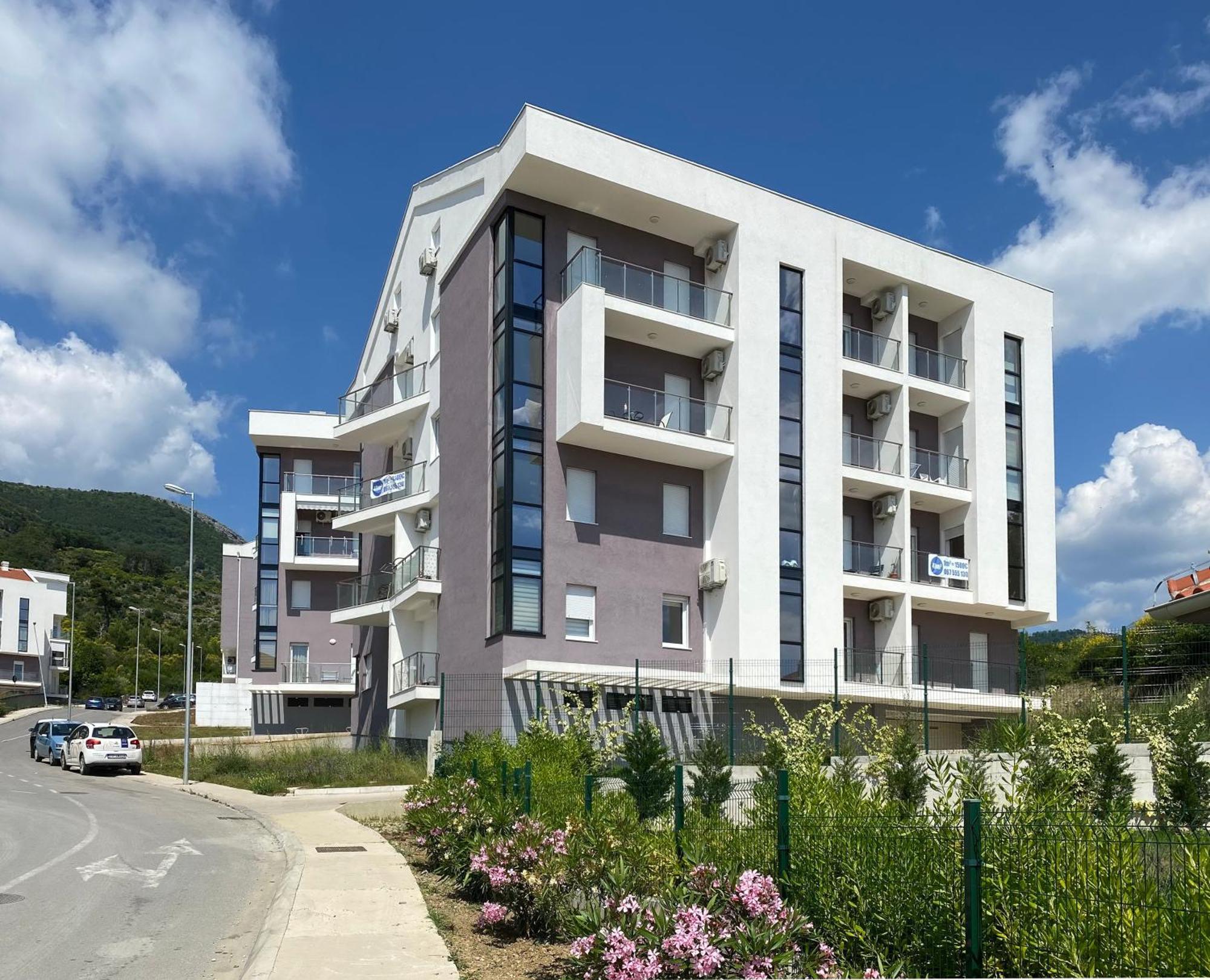 Apartment Sova Tivat Exterior foto